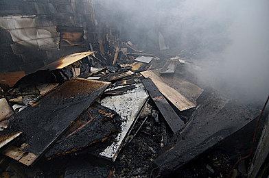 3DM速报：英雄联盟停用“所有人”聊天 喋血复仇Steam特别好评